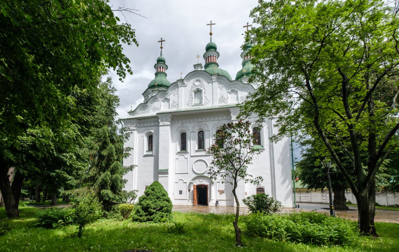 Літописний храм із княжими похованнями. Що приховує Кирилівська церква