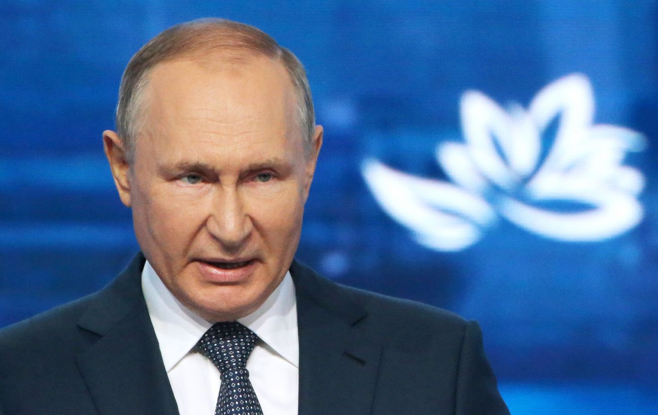 "Самі скоро здохнуть". Путін зірвався на Захід "через спроби поховати" його економіку