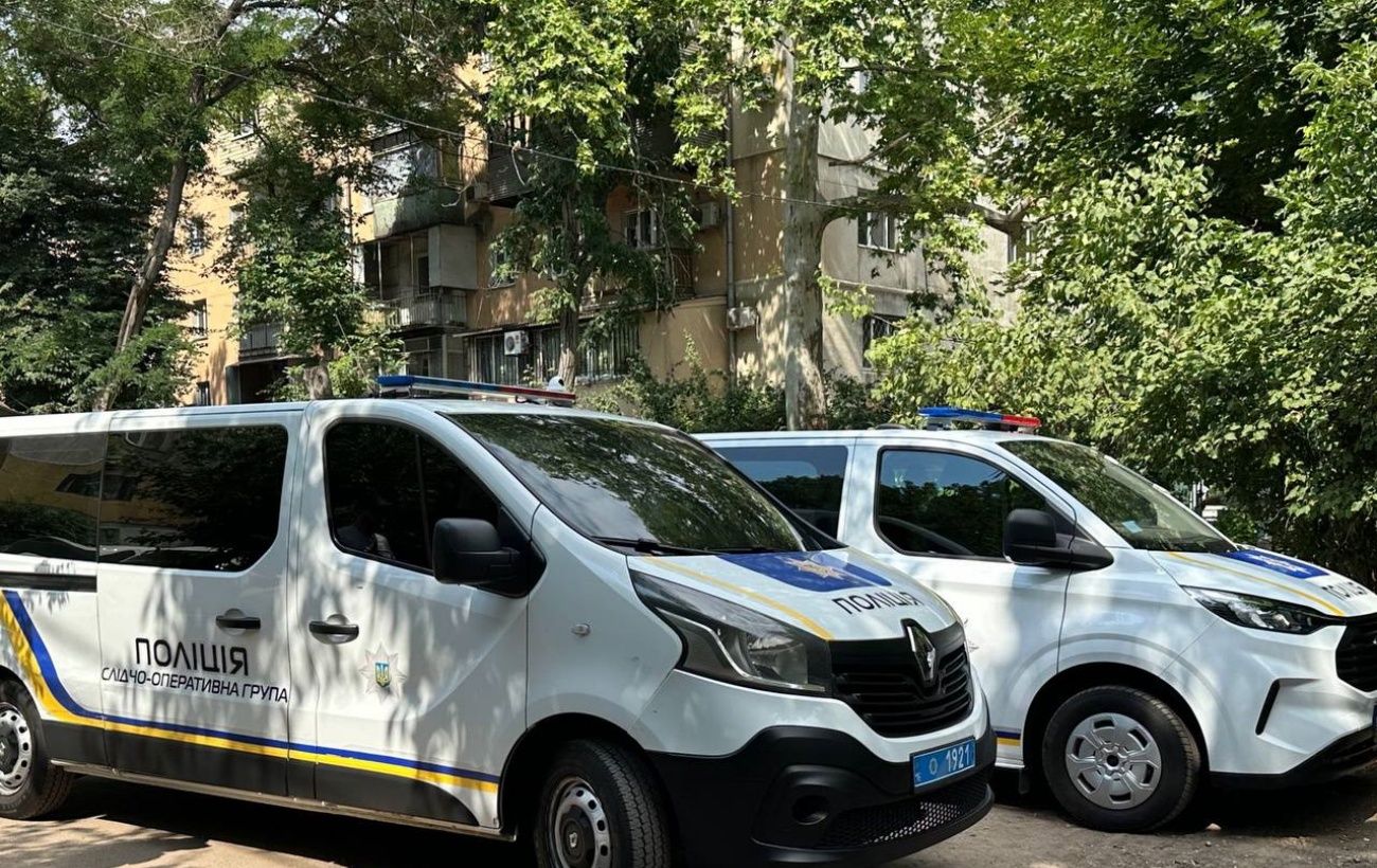 Намагався втекти поїздом: в Одесі затримали підозрюваного в теракті (фото, відео)
