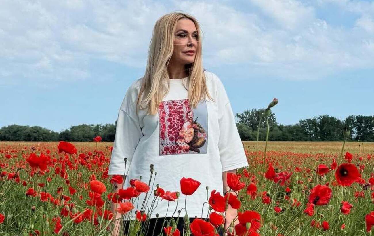 "Просто вау": Сумська розбурхала мережу відвертими кадрами без краплі "фотошопу"