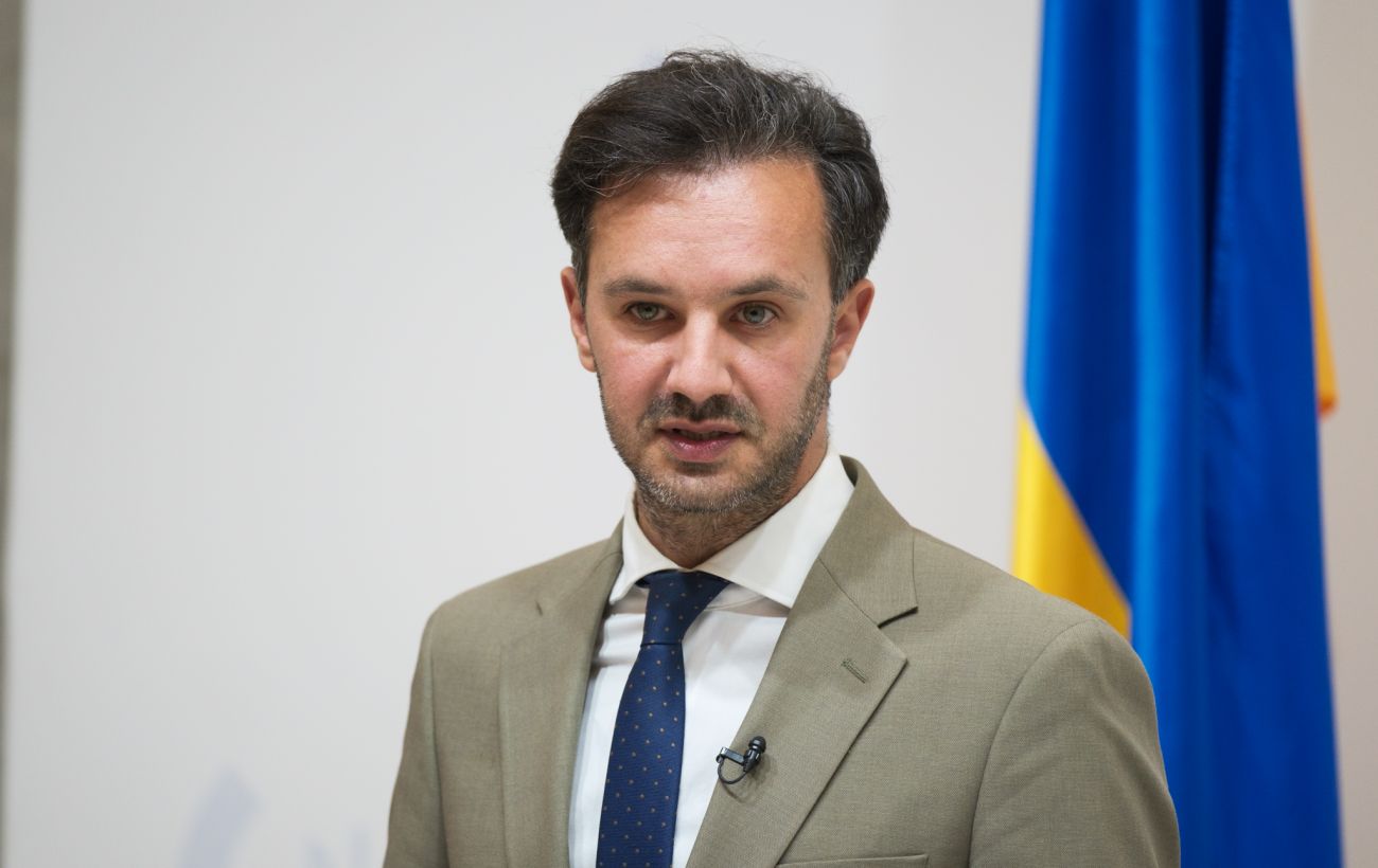 МЗС відповіло на вимогу РФ щодо "денацифікації" України: має розпочатися з Москви