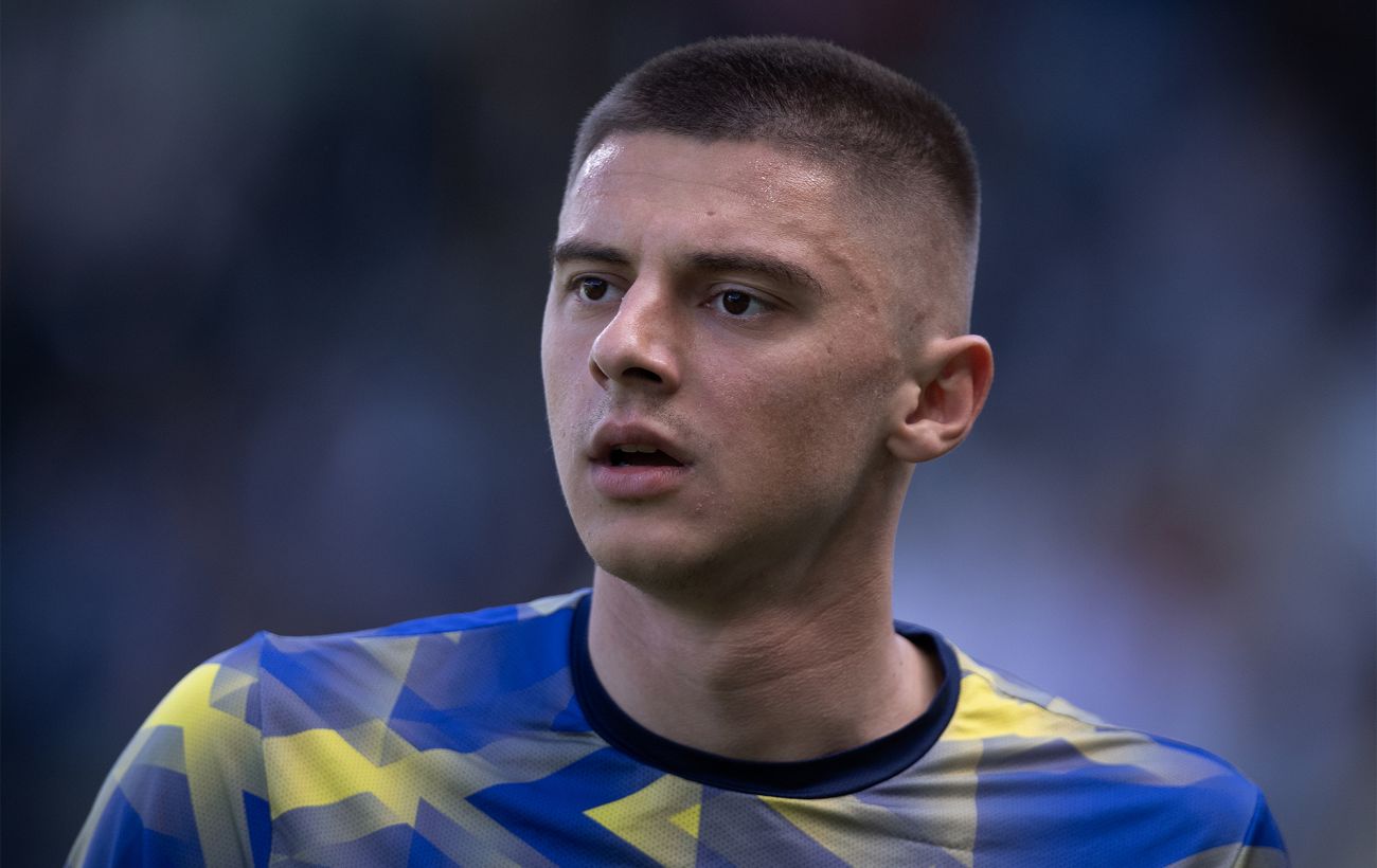 Миколенко покинув 19 номер в "Евертоні": що означає зміна для українця