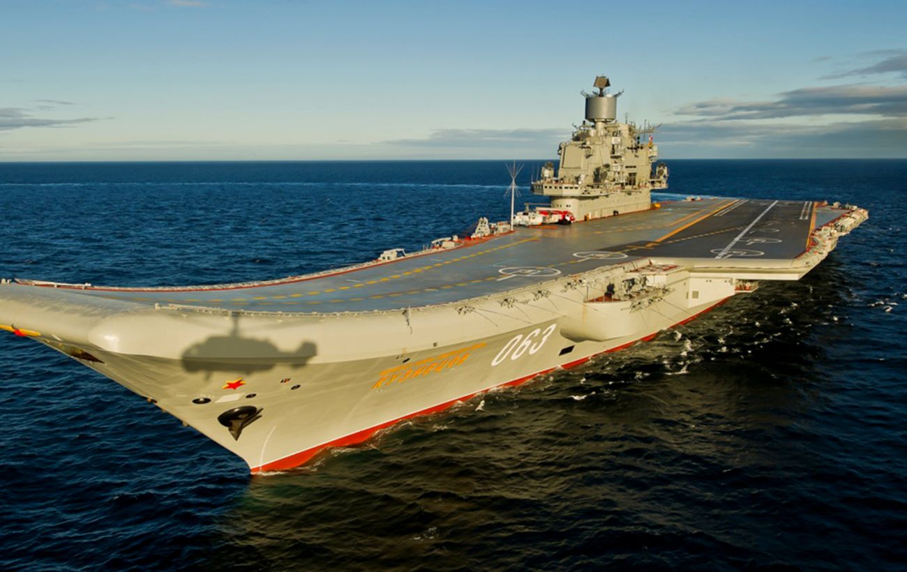 Кінець "легенди": єдиний російський авіаносець "Кузнєцов" можуть пустити на металобрухт