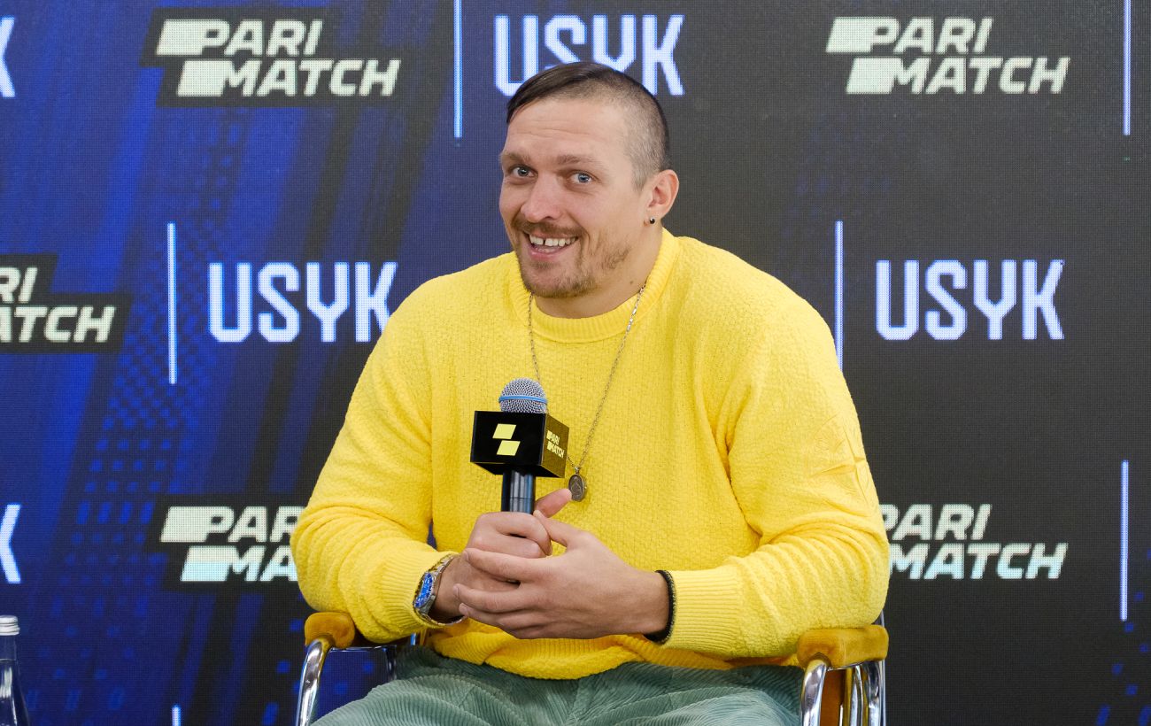 Усик назвав найскладніших суперників в кар'єрі: чи є серед них Дюбуа?
