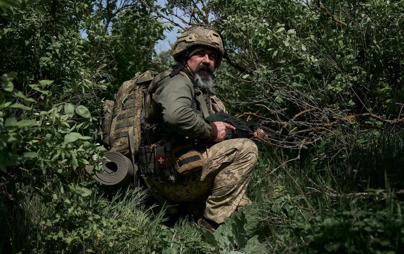 Контракт із ЗСУ тепер можна підписати після 60 років: Рада ухвалила закон
