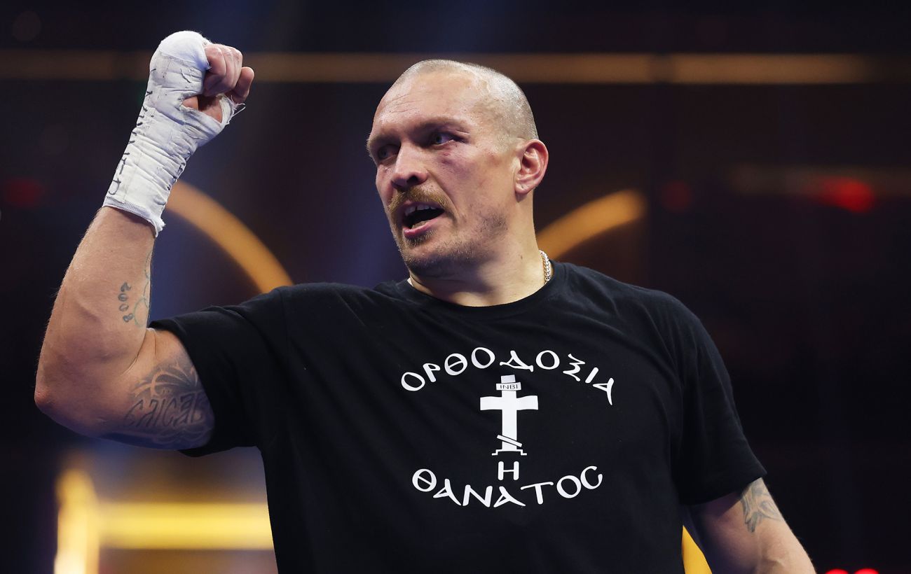 Усик дав козацьке ім'я своєму удару, яким "вирубив" Дюбуа (відео)