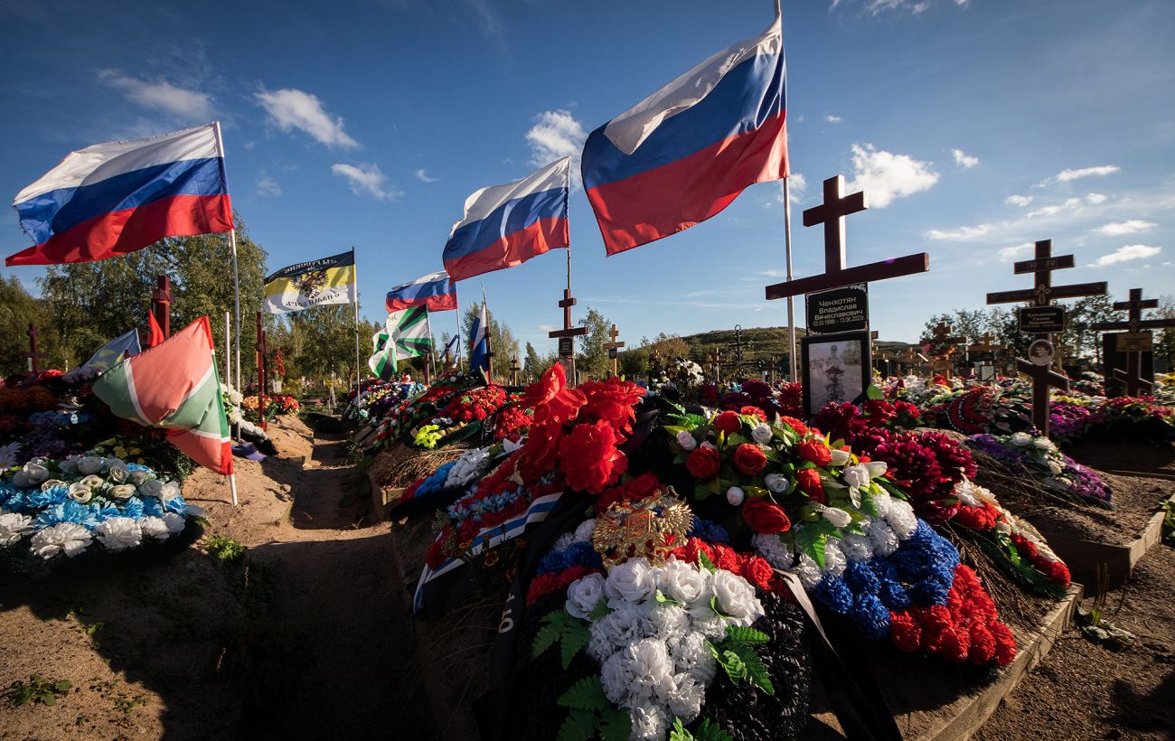 Промисловість падає, а ритуальний бізнес зростає: як змінюється економіка РФ