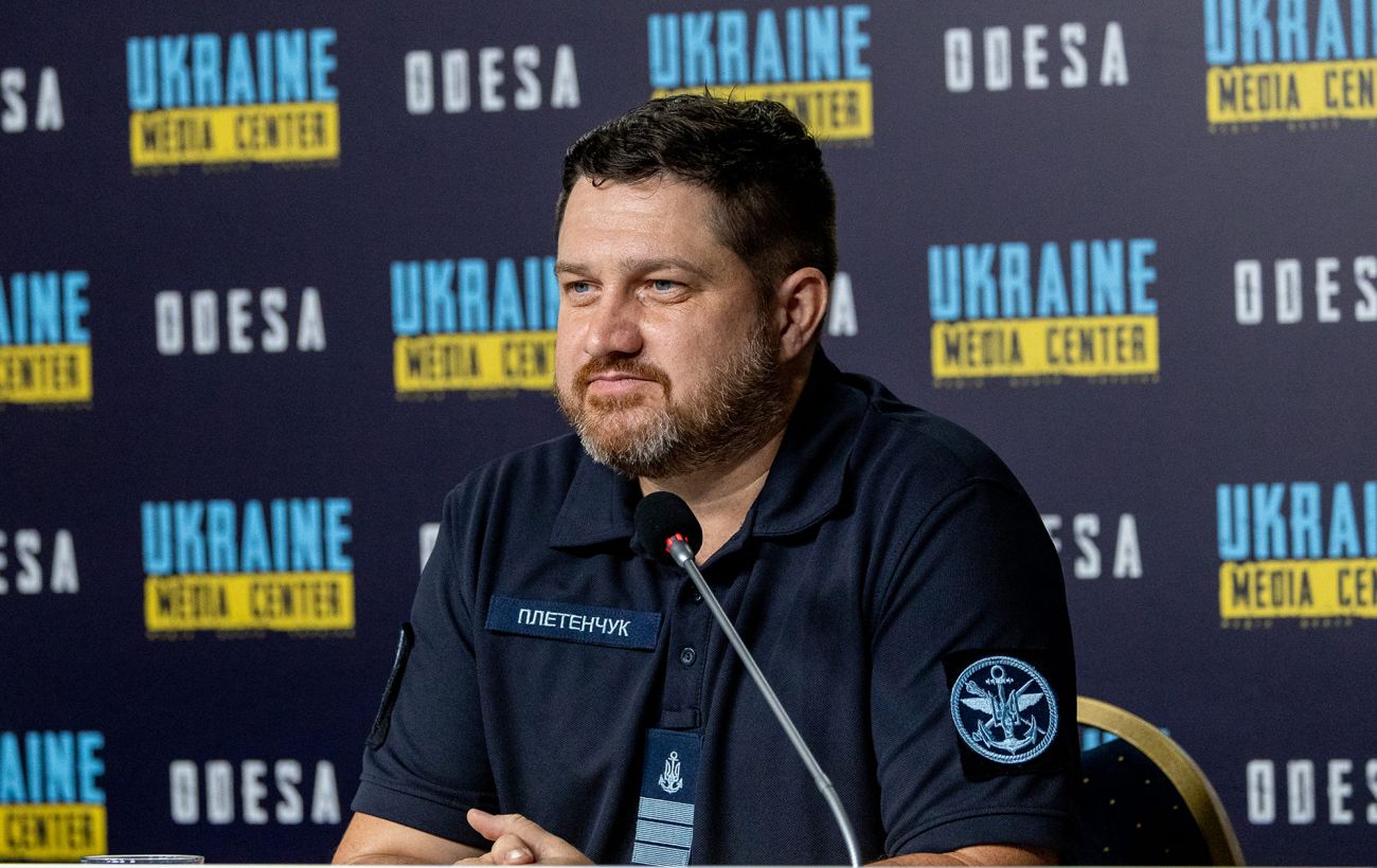 Поблизу Одеси у морі підірвалося цивільне судно: що відомо