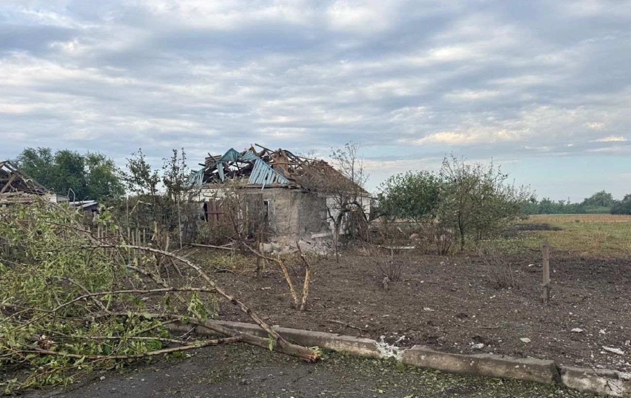 Окупанти обстріляли Запорізьку область, є загиблі та руйнування (фото)