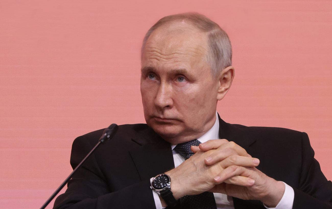 Путін заперечує стагнацію російської економіки, про яку заявили його банкіри