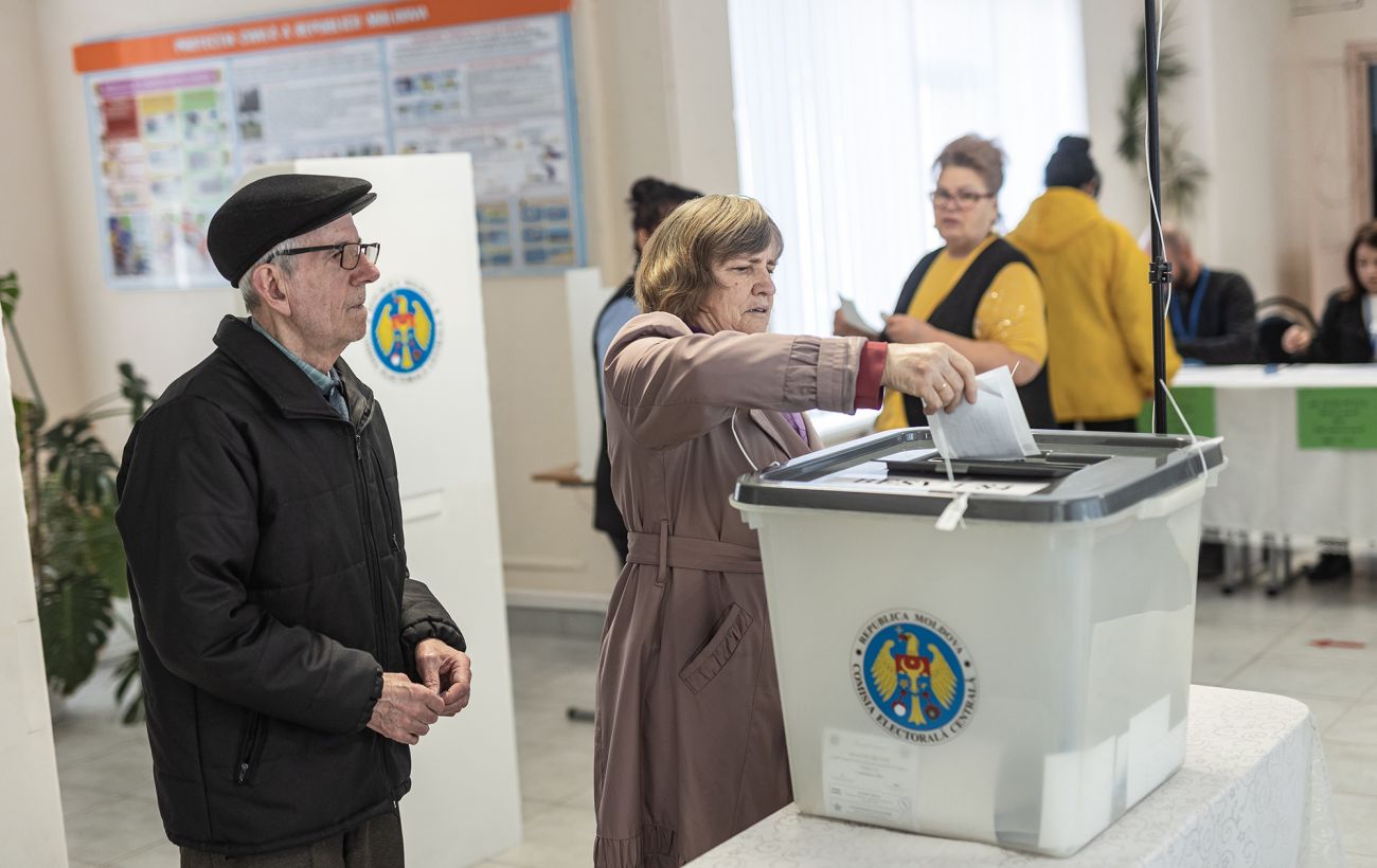 Росія втручається у вибори Молдови: хто і навіщо приїхав "стежити" за голосуванням