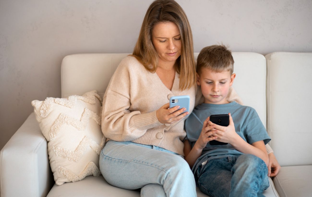 Дитина весь день у телефоні? Ось 4 способи взяти ситуацію під контроль