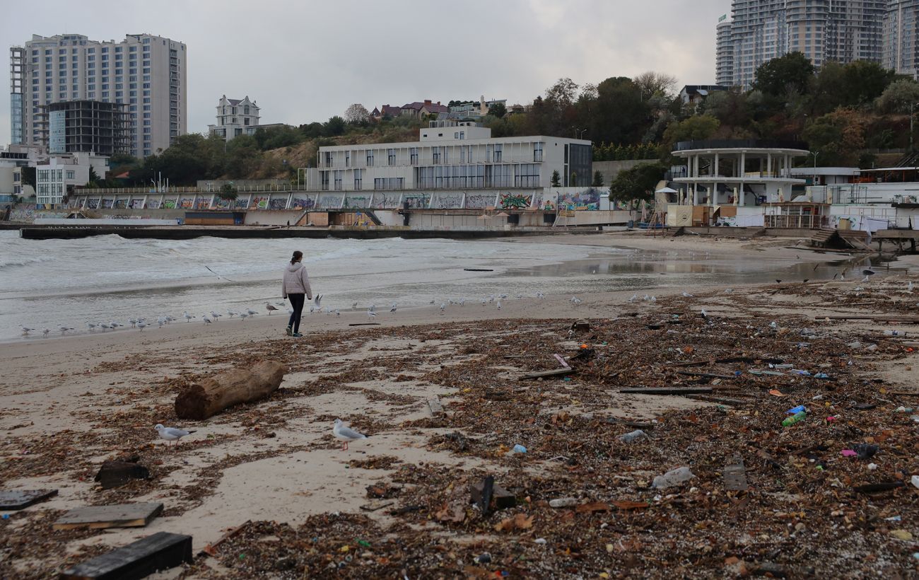 На Одесу та область насувається небезпечна негода: коли й до чого готуватись