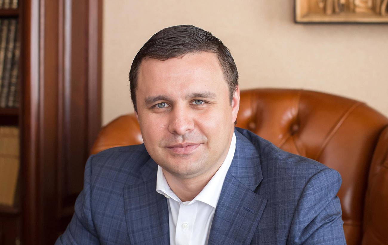 Микитась потратив у новий скандал, пов'язаний із рейдерством: що відомо