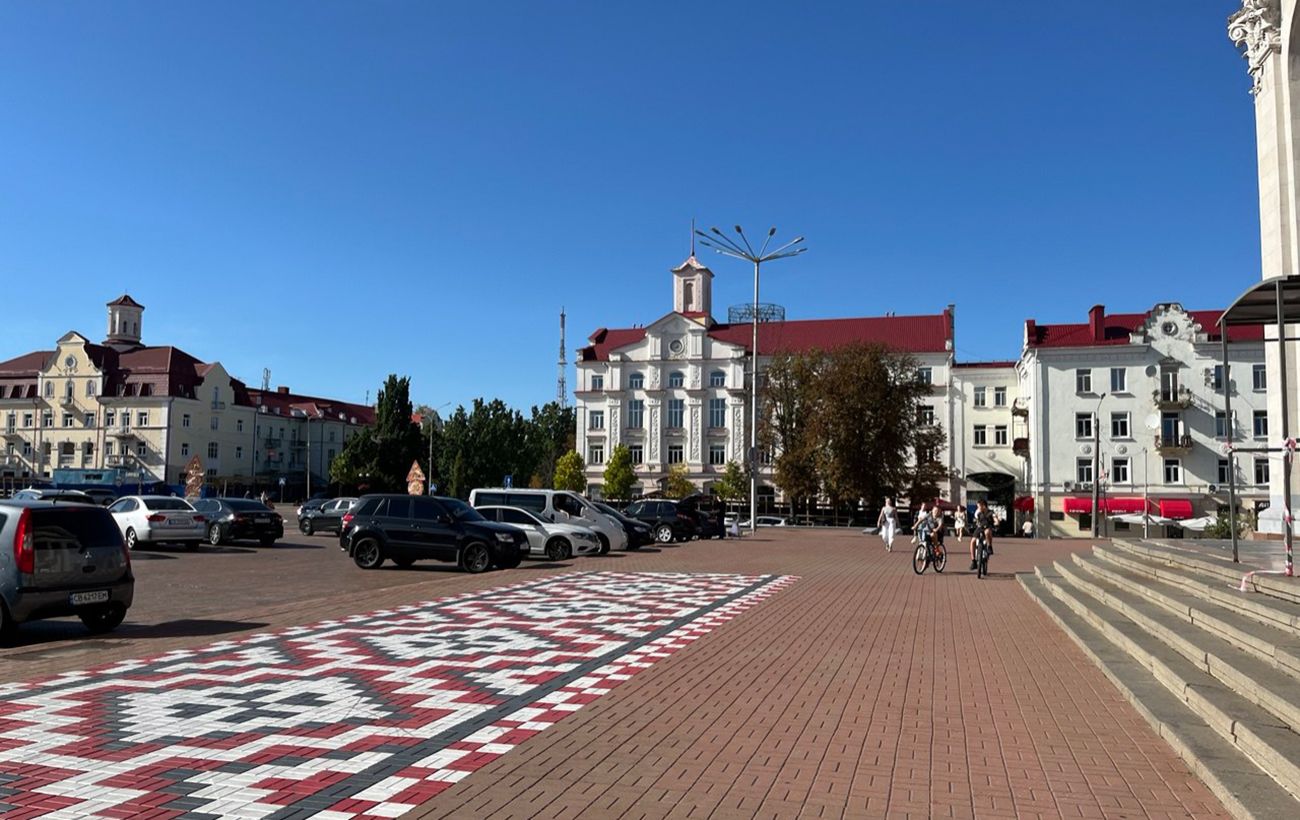 "У Чернігові тепер є сквер Трампа": яку локацію вирішили перейменувати й навіщо