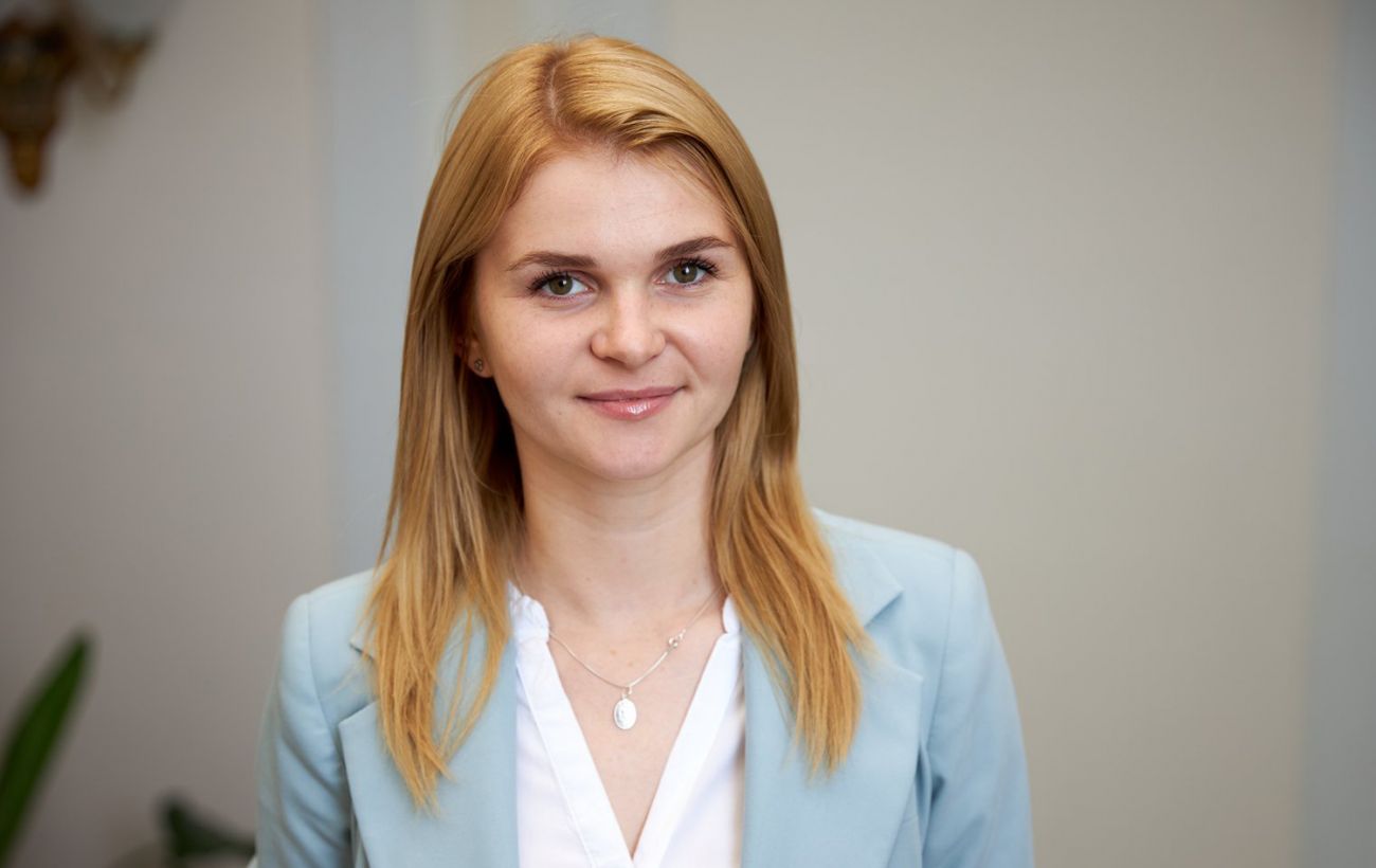 Рада забрала мандат у нардепа-"слуги" Колісник, яка писала про "валити з країни"