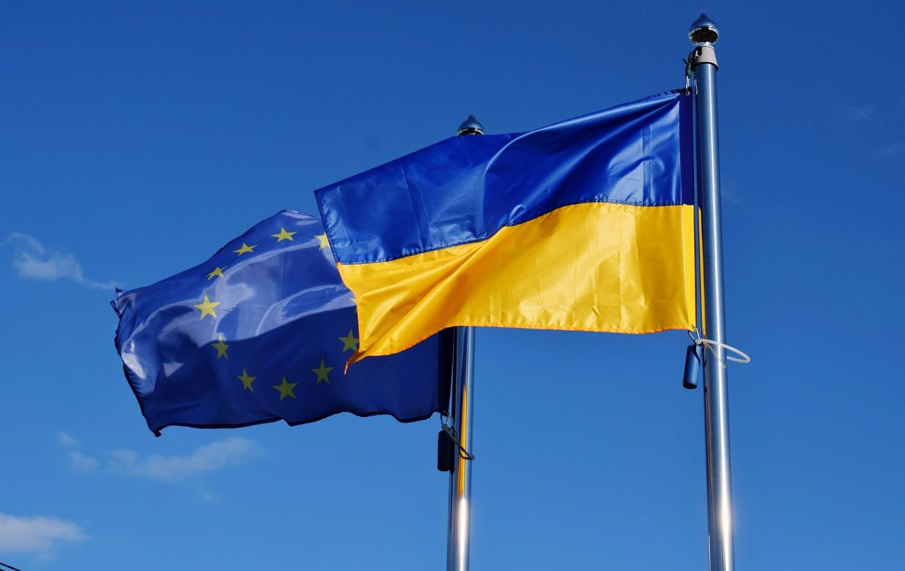 Єврокомісія найближчими тижнями представить план "репараційного кредиту" для України