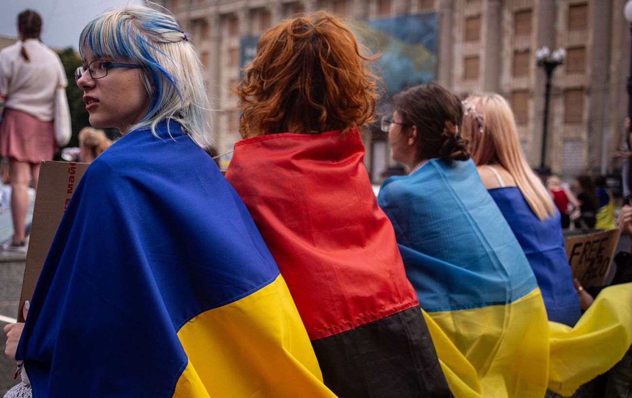 Як українці ставляться до Росії та її жителів на четвертий рік війни: опитування КМІС