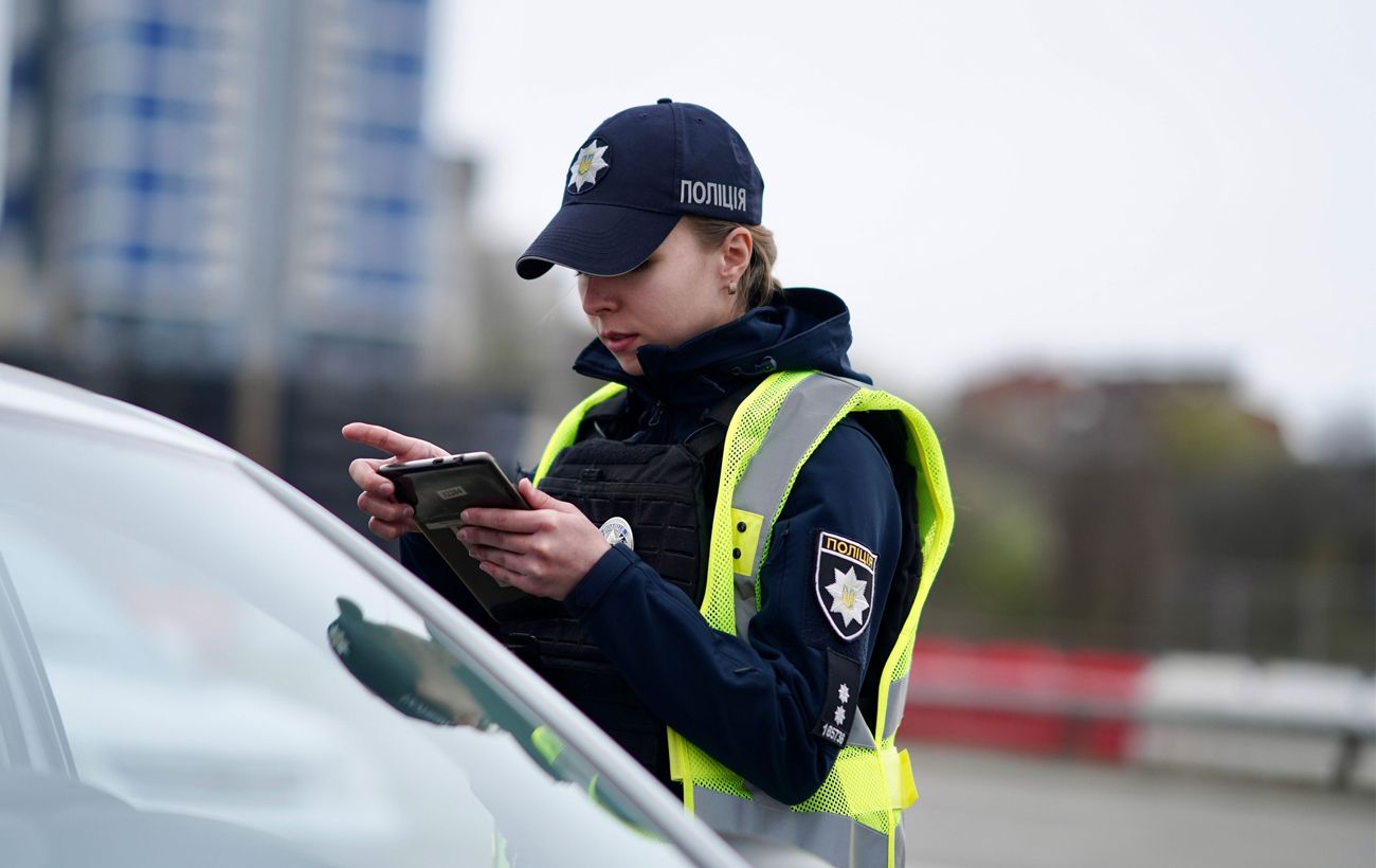 Можна залишитися без прав і авто: поліція пояснила, за що каратимуть водіїв