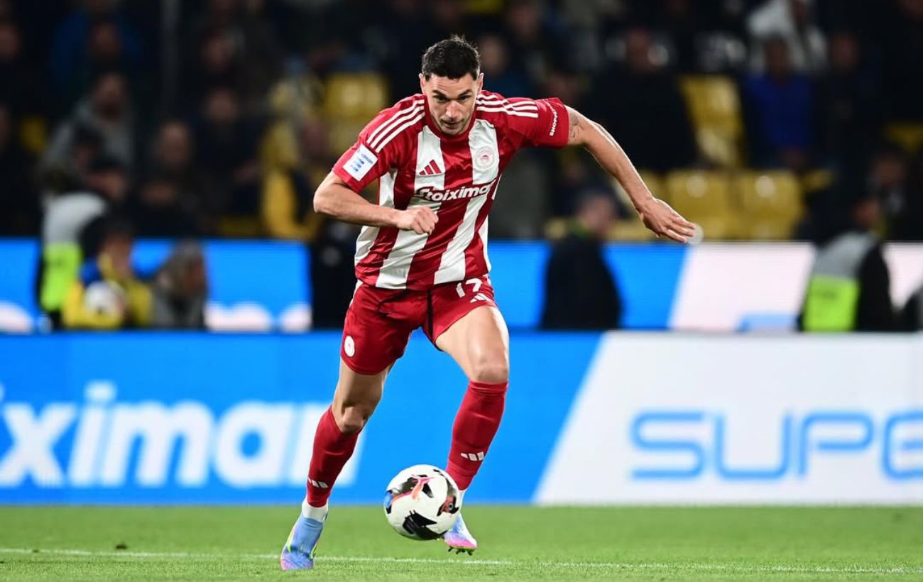 Яремчук повернувся у старт "Олімпіакоса" та оформив дубль у Кубку Греції