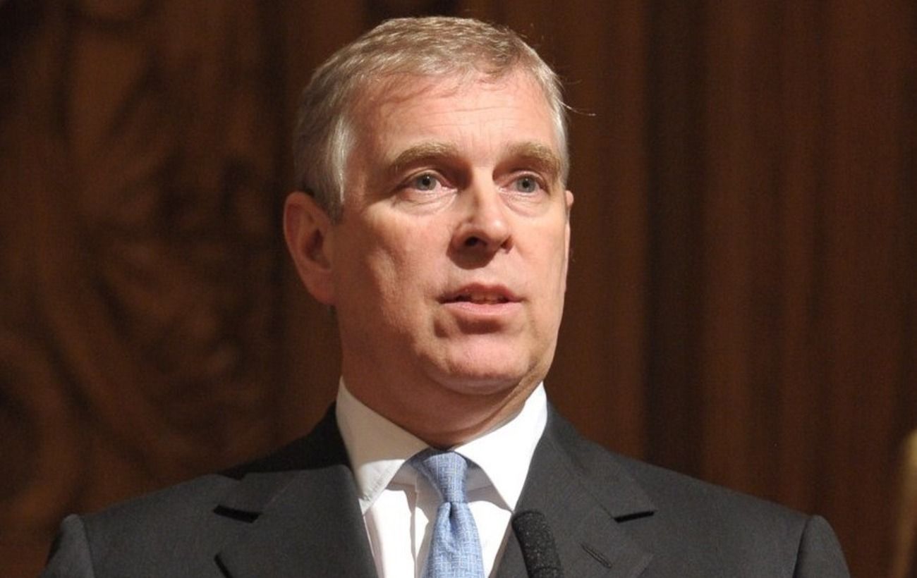 Король Британії Чарльз III позбавив свого брата титула принца через гучний скандал