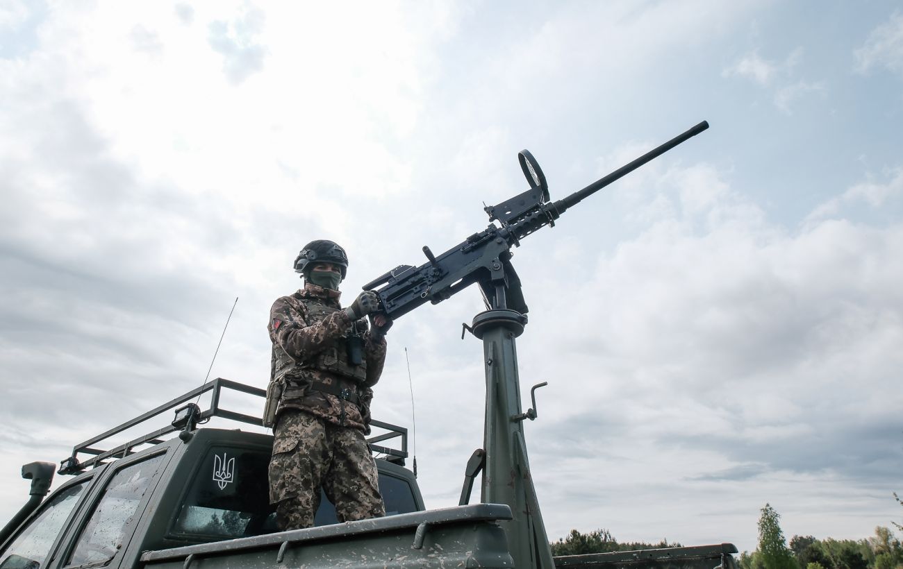 Україна відбила чергову атаку: росіяни запустили дрони та балістику