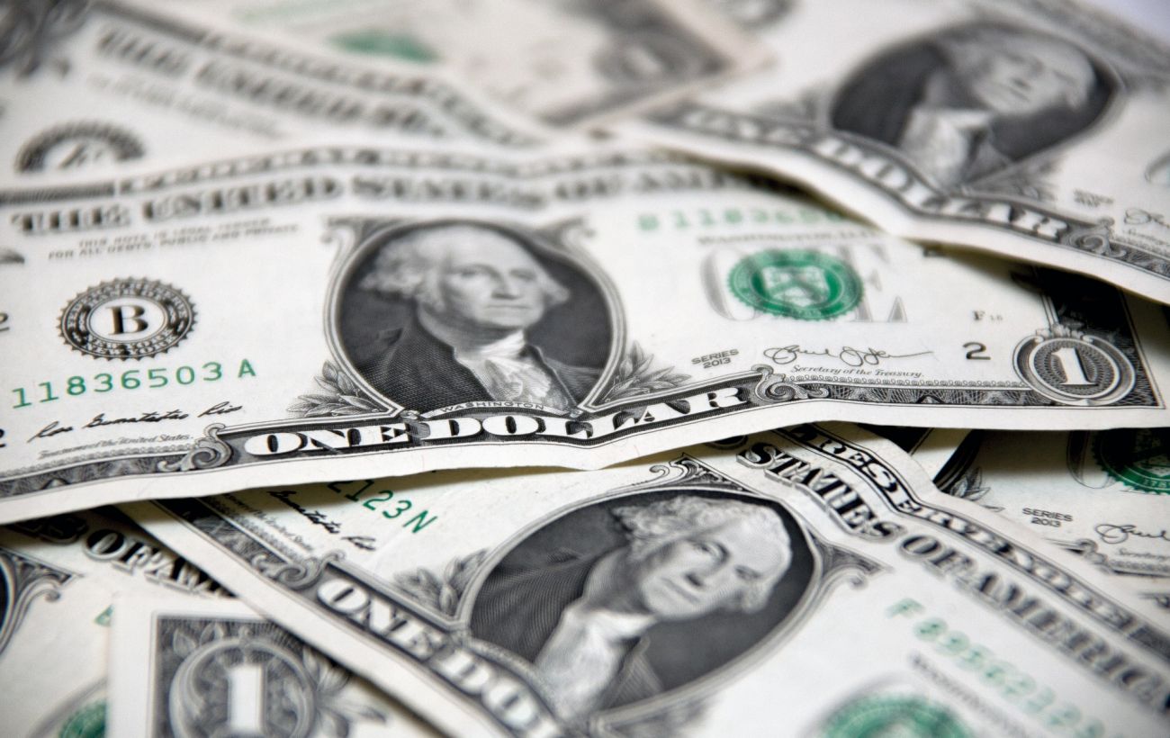 Євро йде вниз, долар дорожчає: обмінники оновили курс