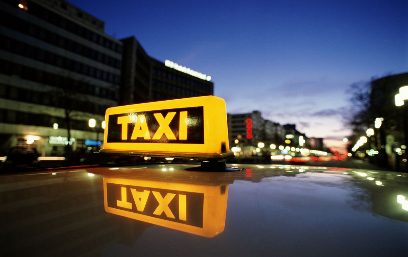 "Мовна агресія" в таксі: у Харкові оштрафували водія за відмову говорити українською