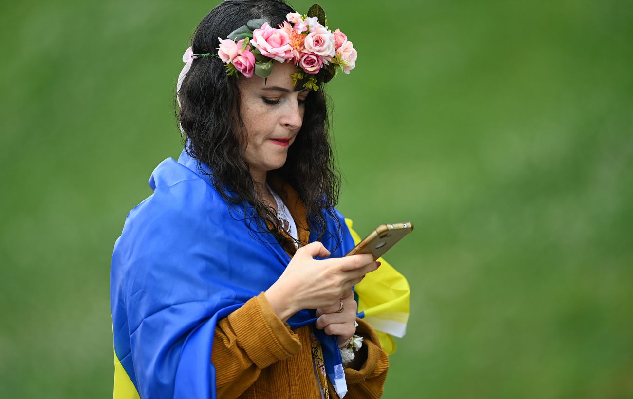 Українці за кордоном можуть увійти в "Дію" без BankID: що для цього потрібно