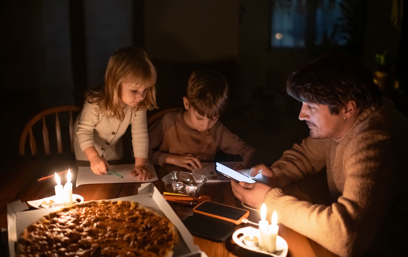 Як вимикатимуть світло у Києві 8 листопада: з'явилися графіки