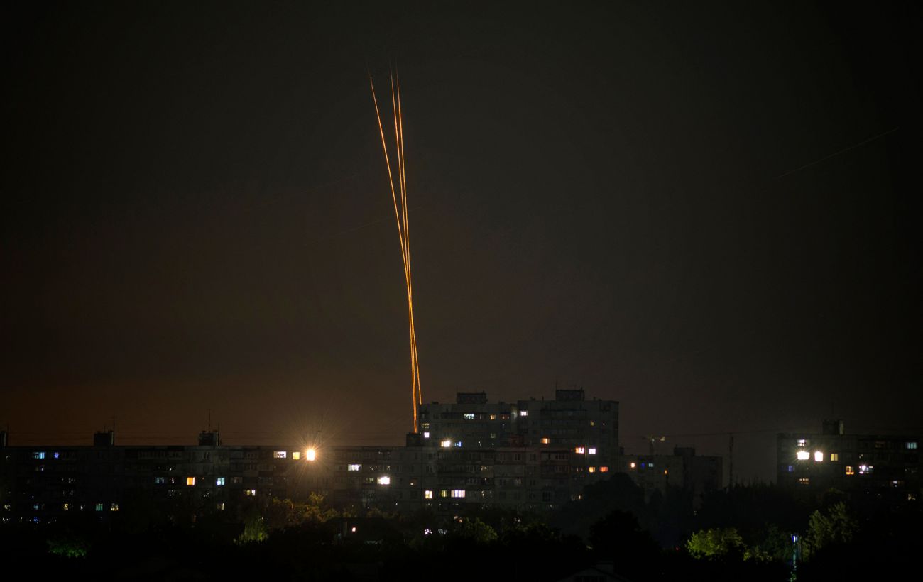 В Бєлгороді масштабний блекаут: тисячі росіян сидять без світла