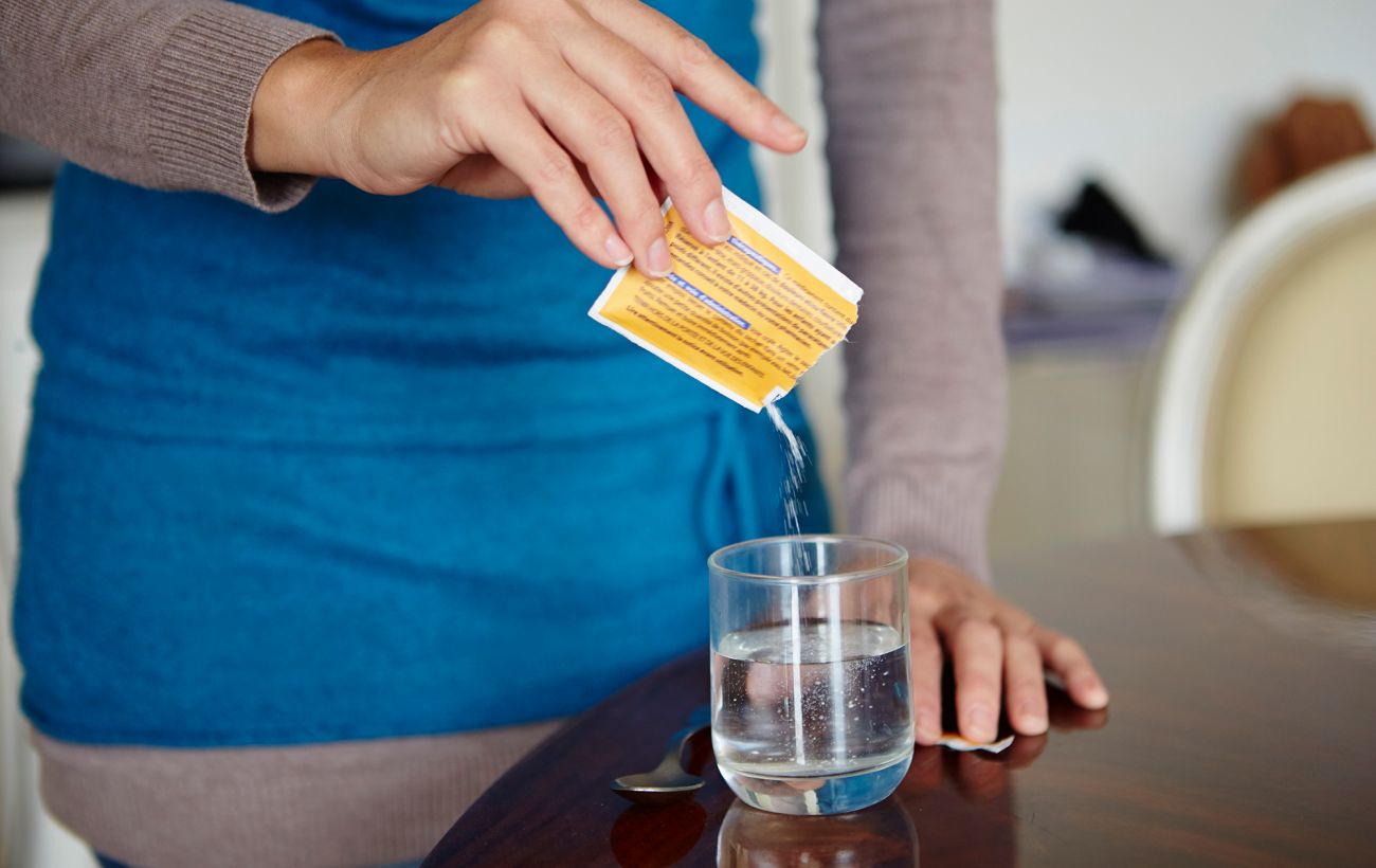 Про це мовчать в аптеках: доктор наук розкрив правду про популярні "порошки від застуди"