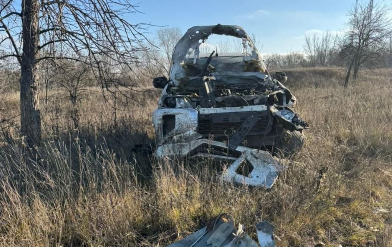 У Харківській області росіяни вдарили FPV-дроном по авто поліції: є загиблий