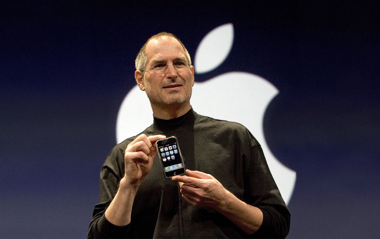 Кінець епохи Стіва Джобса. Apple повністю оновлює стратегію нових моделей iPhone