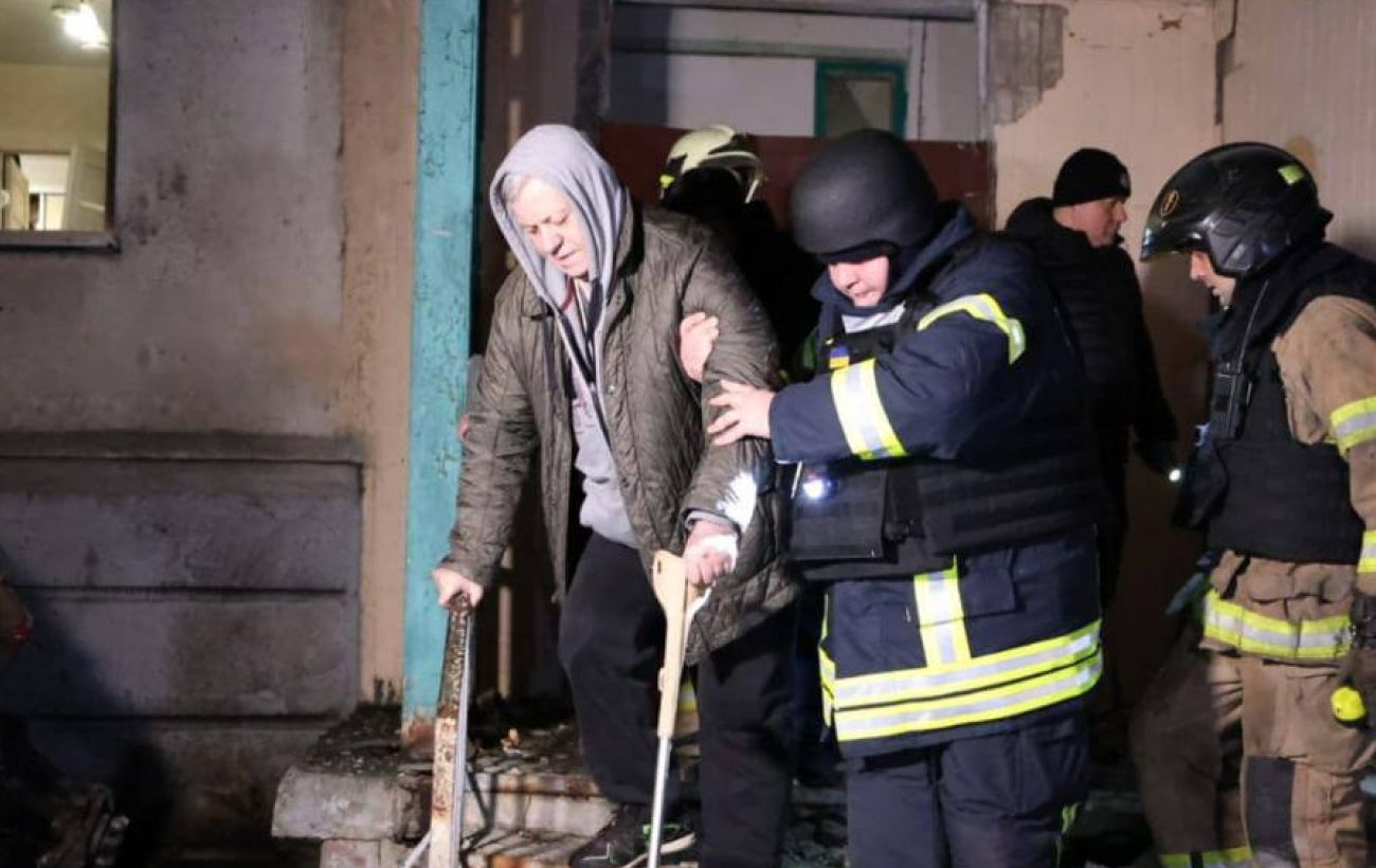 У Дніпрі пролунали вибухи: на місто летіли ракети