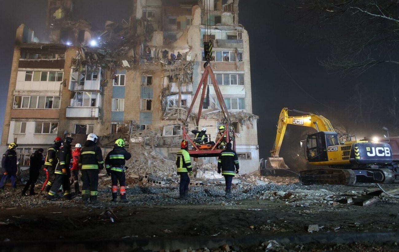 У Тернополі кількість жертв атаки РФ зросла до 28: деблокували ще одне тіло