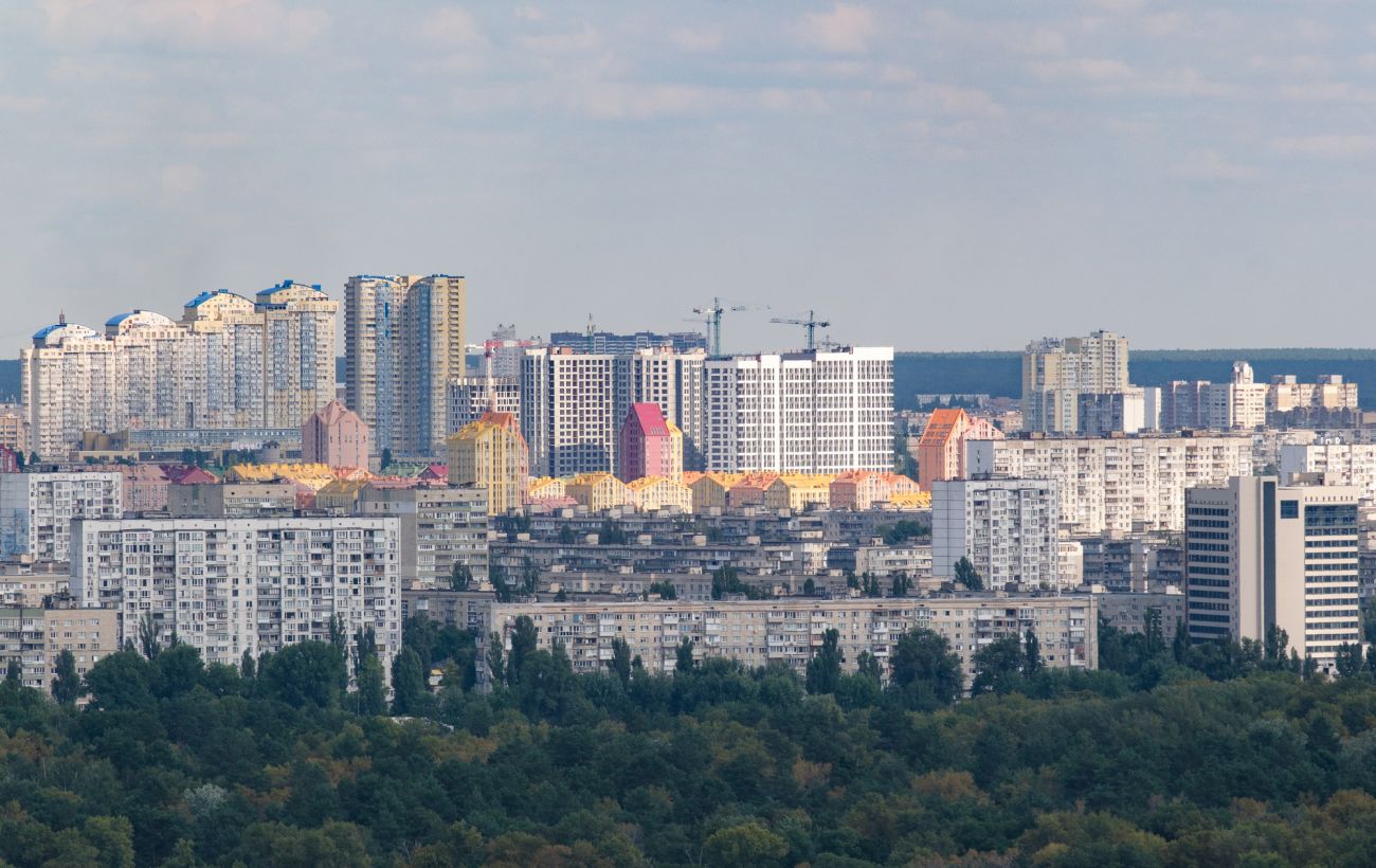 Заробити на квартиру в Києві стало легше, ніж торік: скільки зараз коштує житло