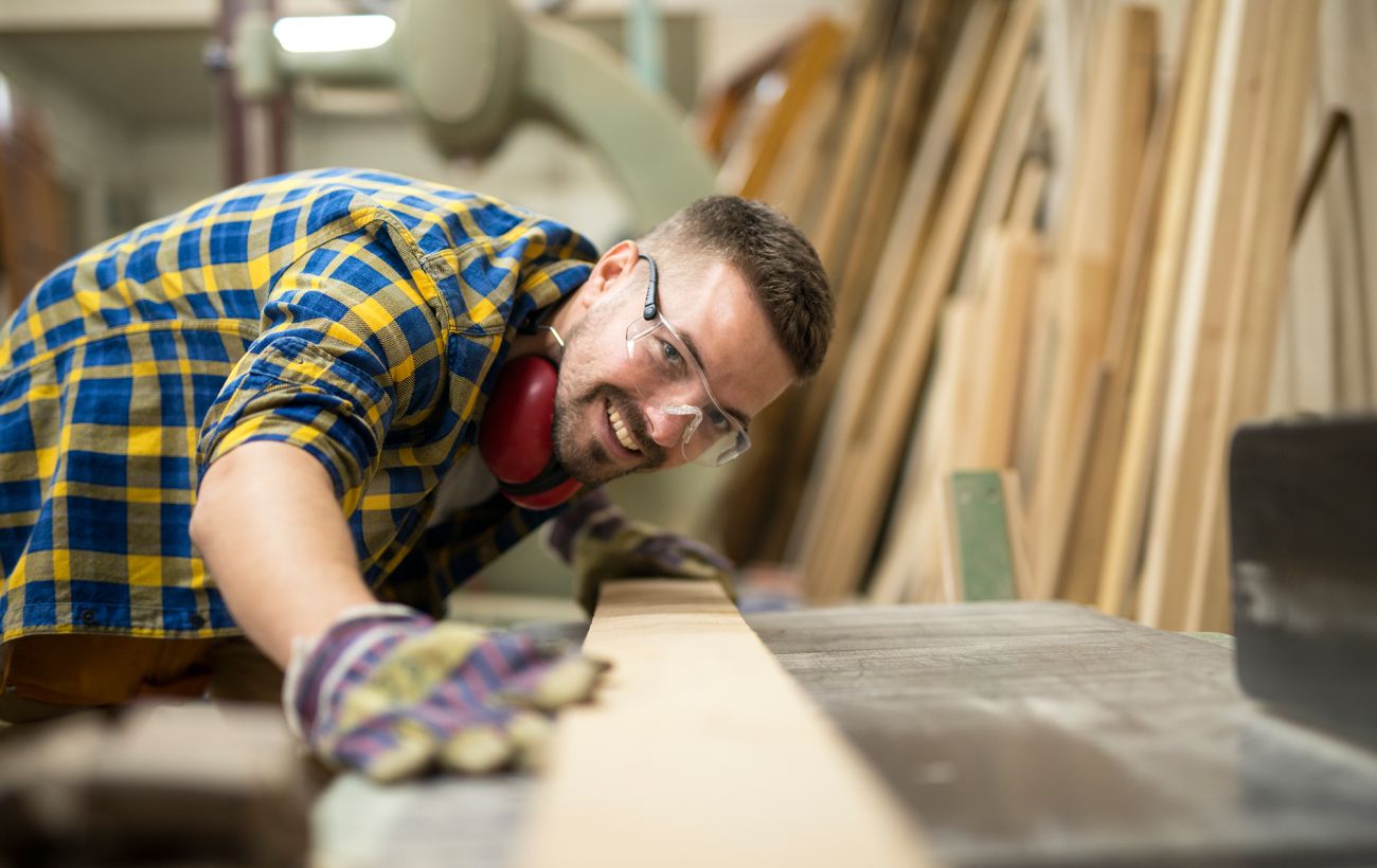 В Україні у 8 разів зросла кількість вакансій з бронюванням: де платять найвищі зарплати