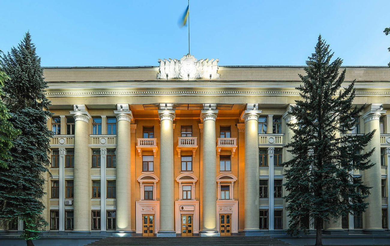 Статки керівництва "Південмашу" різко контрастують із боргами підприємства: розслідування