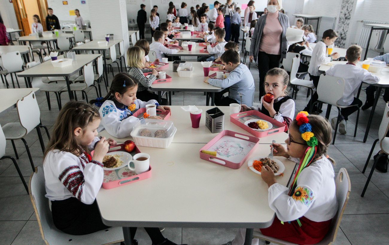 Скандал із харчуванням школярів у Миколаєві: відкрили провадження та розпочали перевірки