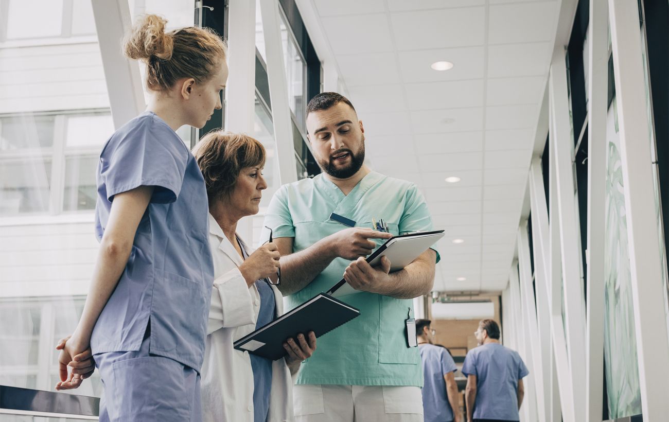 Хворих стало більше: МОЗ пояснило, що відбувається з грипом, COVID-19 і ГРВІ в Україні