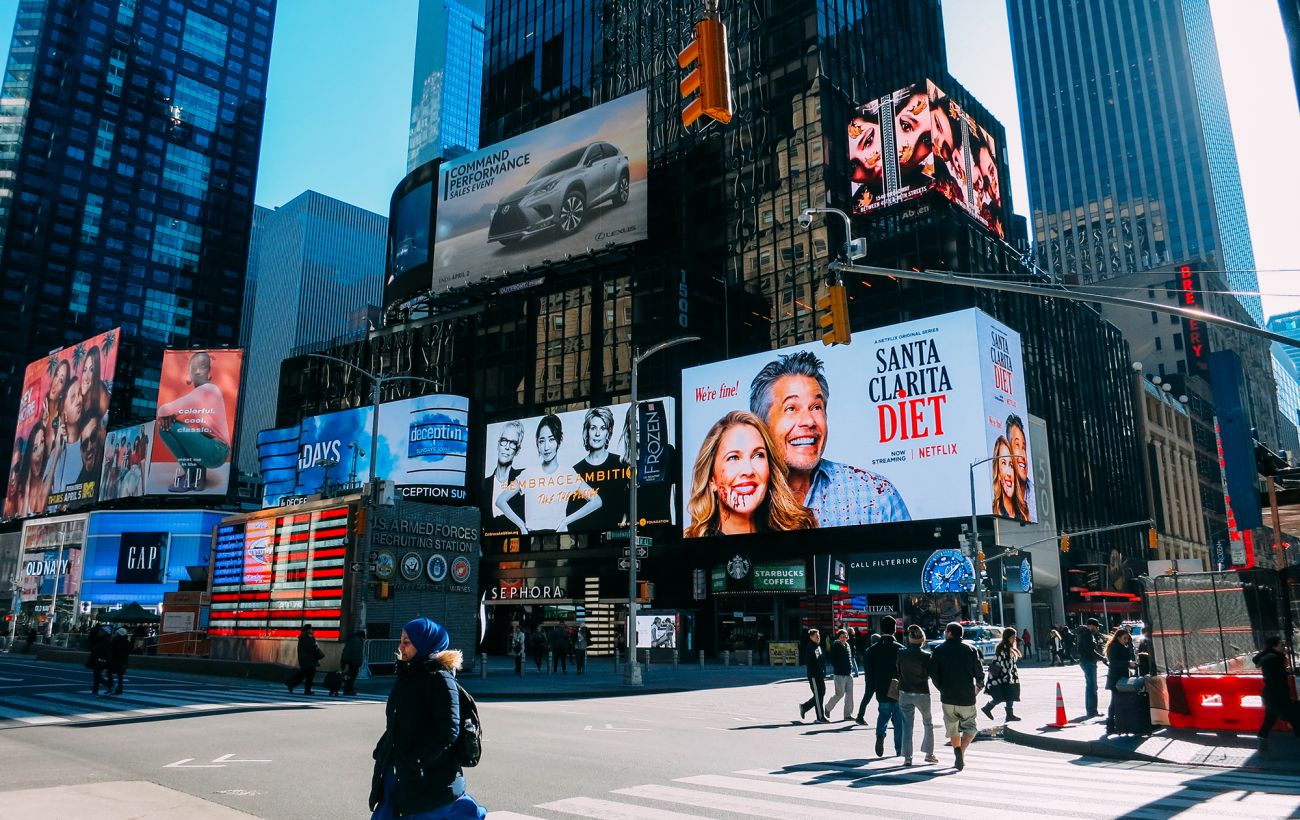 Це фіаско: як світові бренди ганьблять себе через рекламу з ШІ