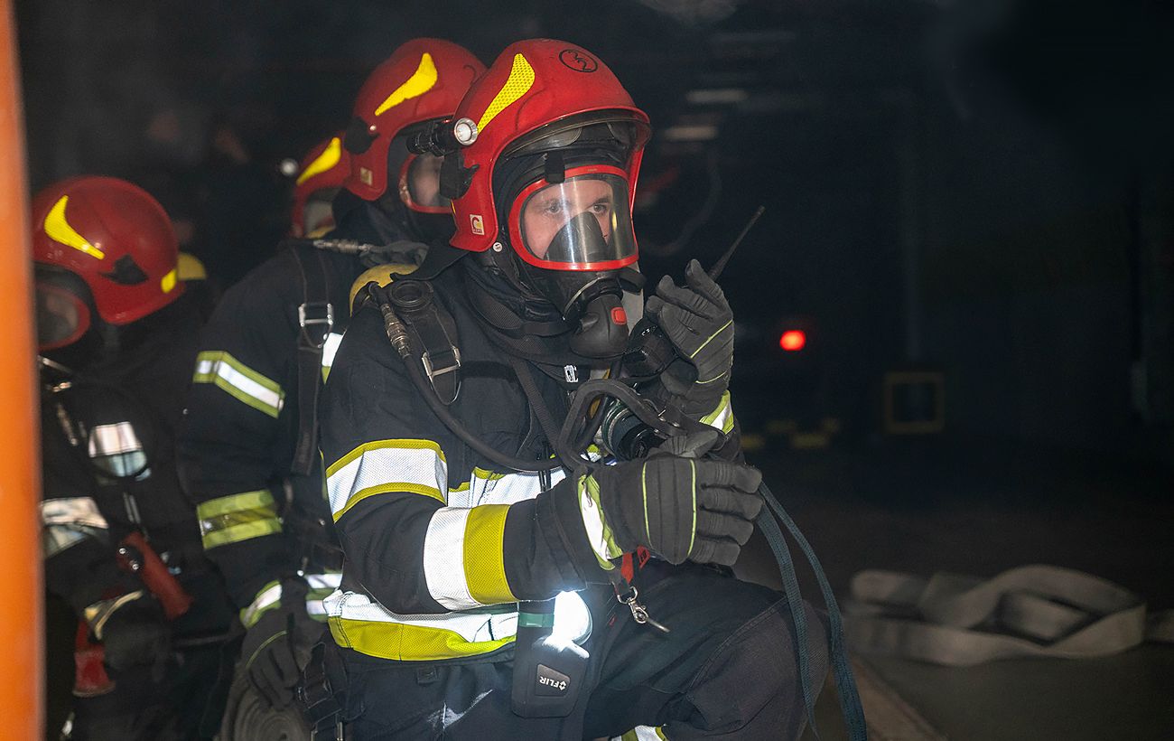 У Києві лунають вибухи та працює ППО на тлі оголошеної ракетної небезпеки