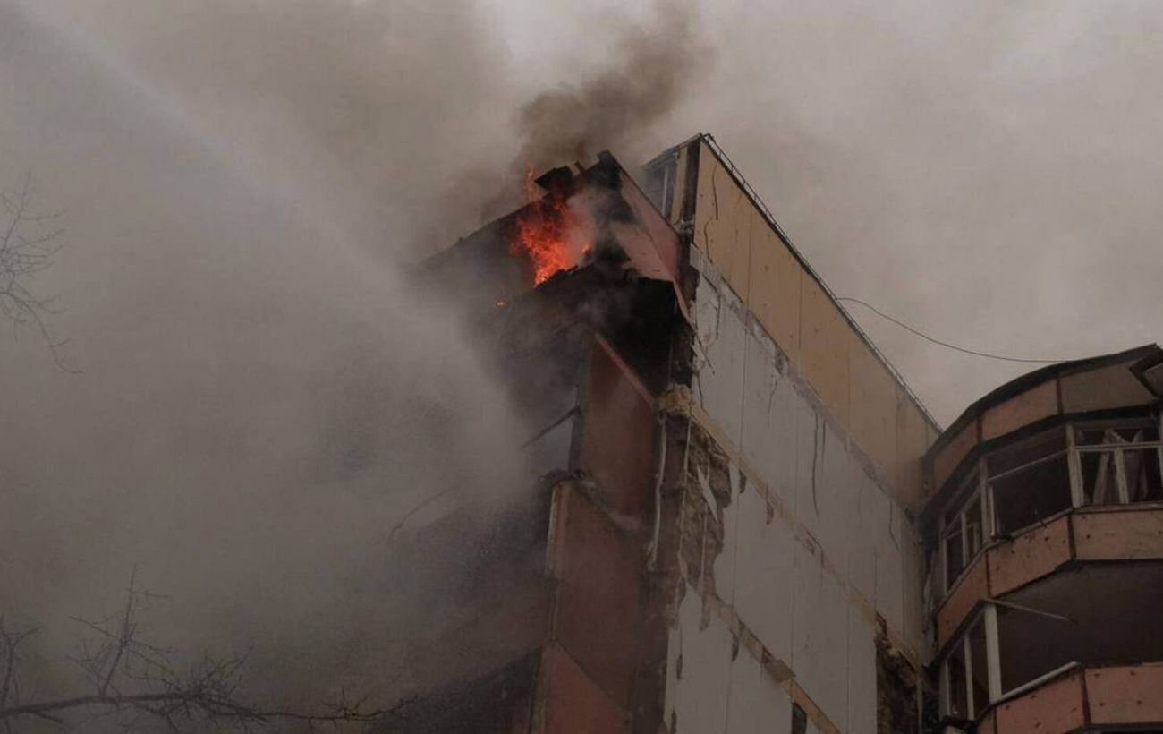 У Києві відомо про загиблого та десятки поранених внаслідок удару РФ