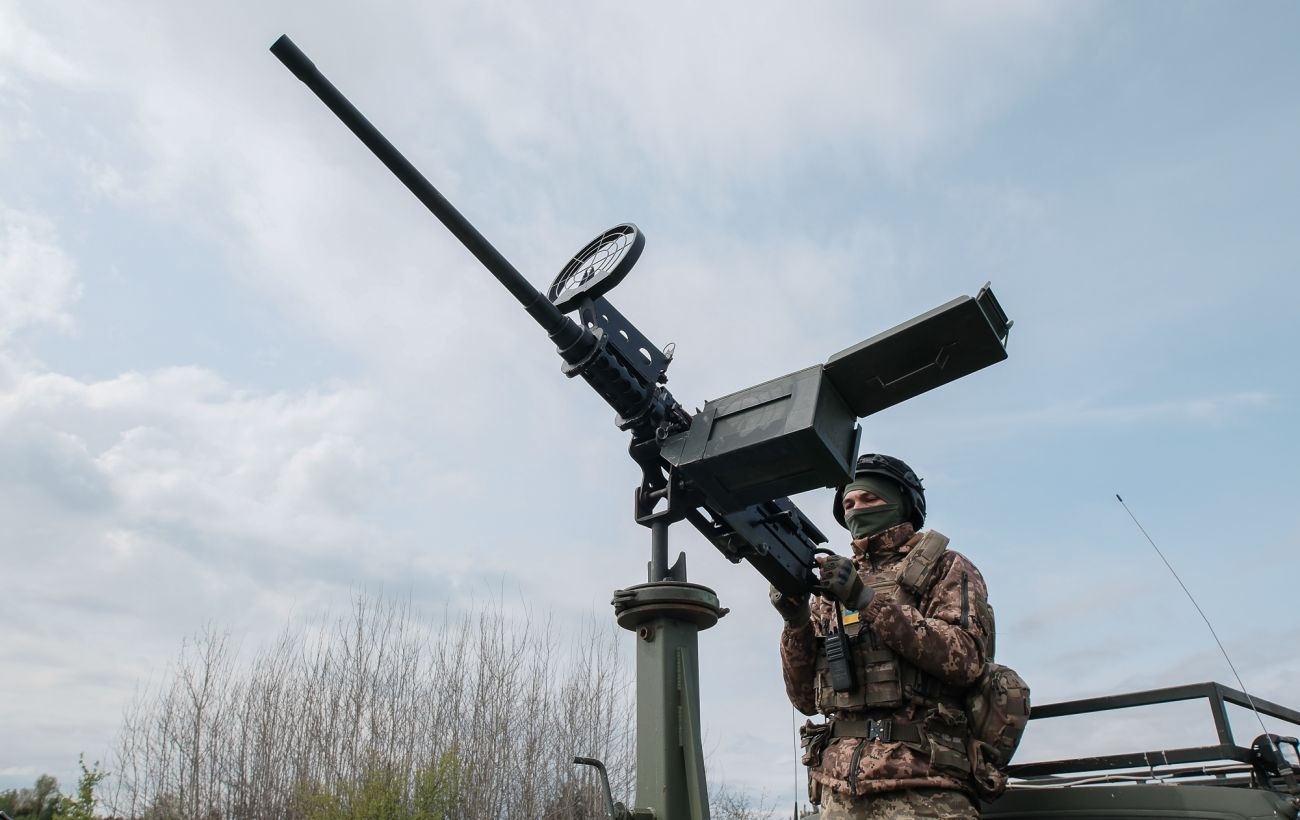 Повітряні сили показали відео відбиття ракетної атаки РФ 27 грудня