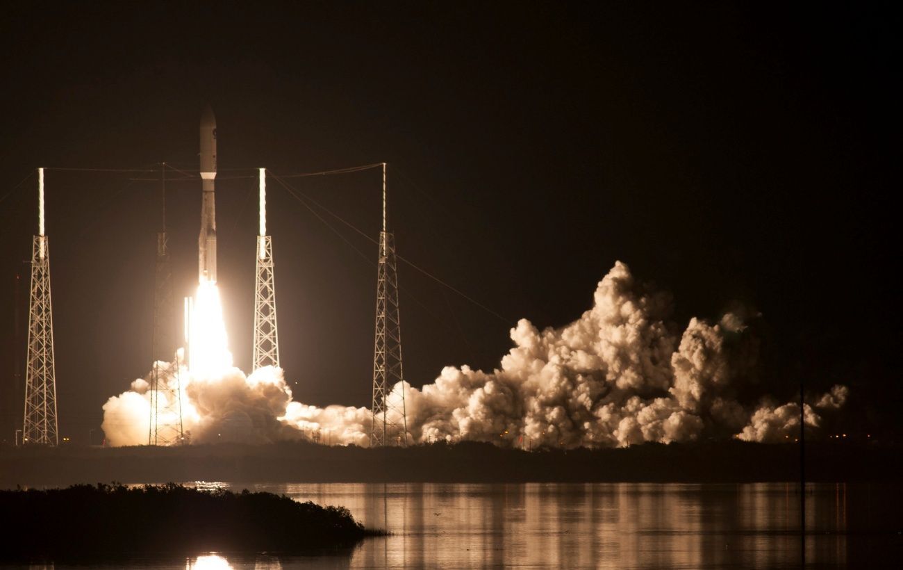 Росія вивела на орбіту три іранські супутники