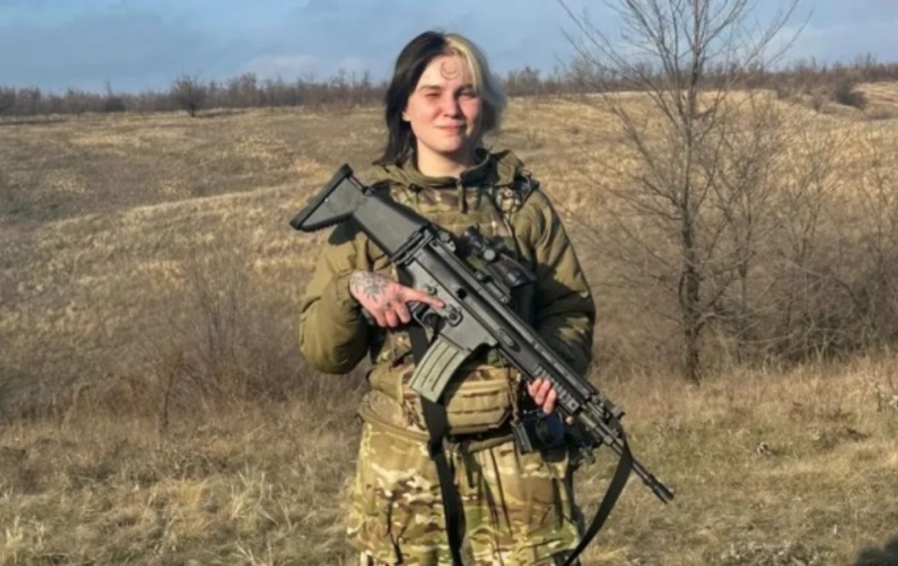 На фронті загинула операторка дронів, журналістка і мисткиня Лана Чорногорська