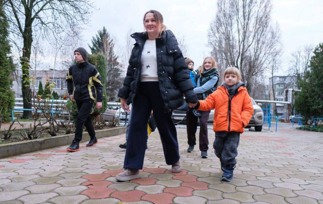 Примусову евакуацію оголосили в 58 населених пунктах: про які області йдеться