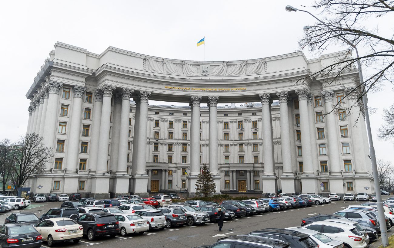 Українцям рекомендують виїжджати з Ірану: як це зробити