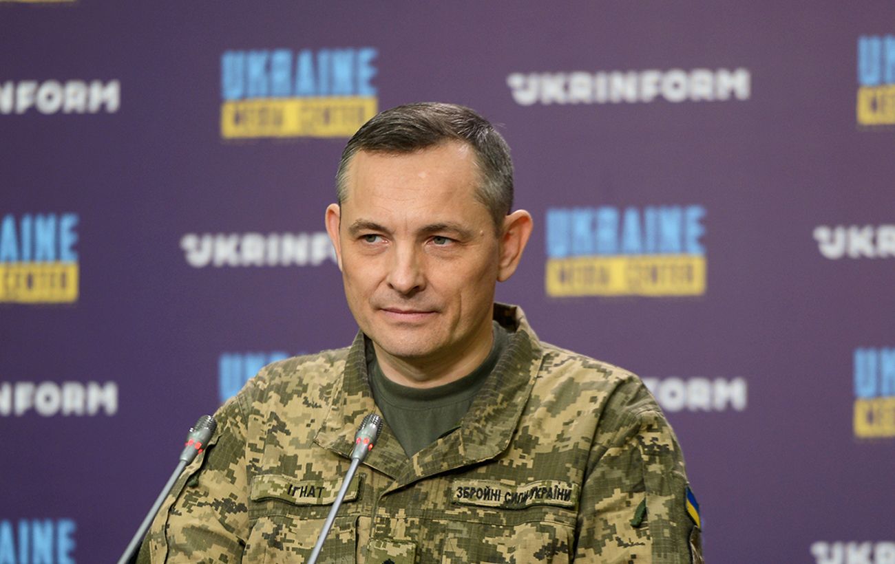 Ракети та дрони атакували Київ з різних сторін: Ігнат пояснив складність роботи ППО